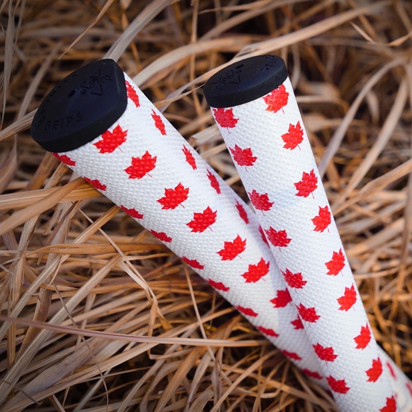 Maple Putter - Stinger Grips