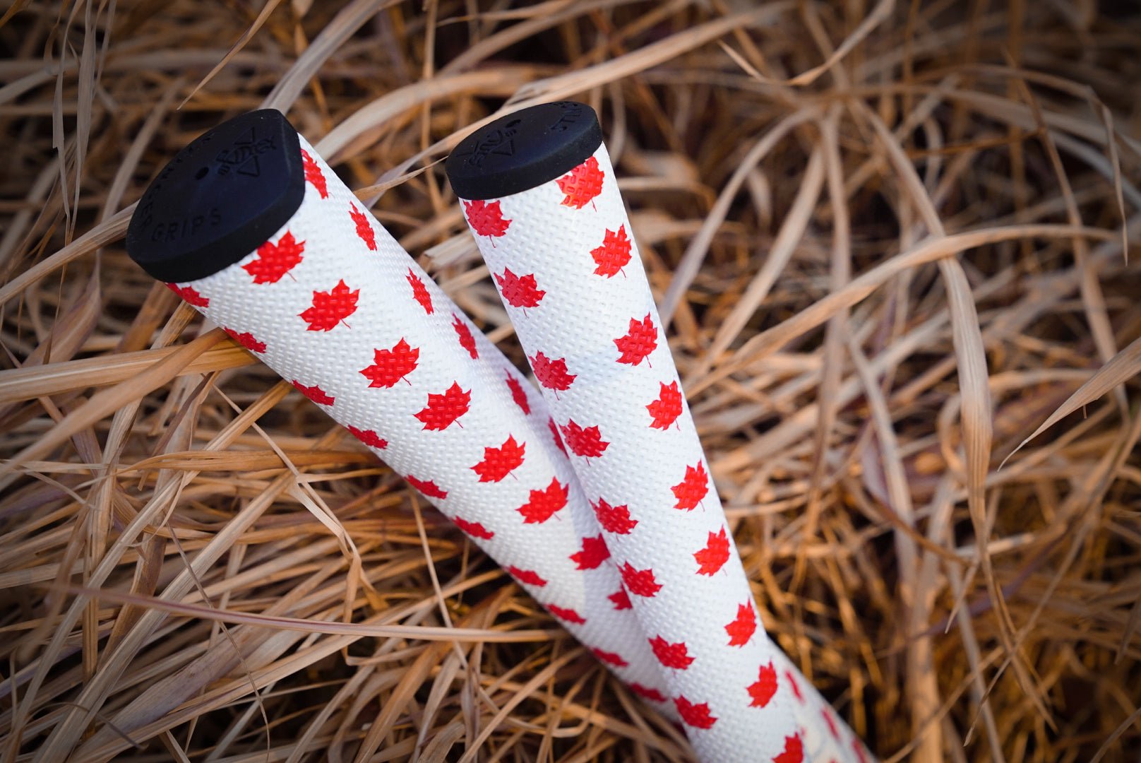 Maple Putter - Stinger Grips